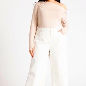 Eloquii White Wide Leg 5 pocket Jean size 16